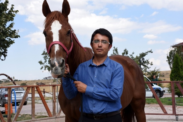 Atlı Polisler Göreve Hazırlanıyor