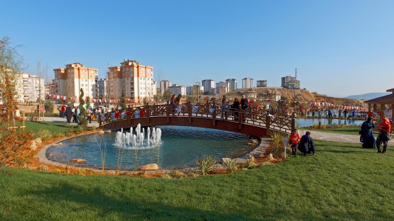 Kahramanmaraşlılar Akın Etti