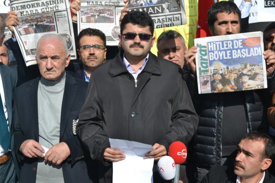 14 Aralık Operasyonlarına Adliye Önünde Protesto