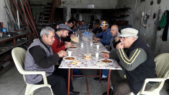 Ilıcalılar Evet Kurbanı Kesti
