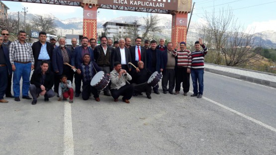 Ilıcalılar Evet Kurbanı Kesti