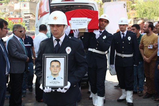 Bingöl’de Şehit Düştü Binlerce Kişi Uğurladı