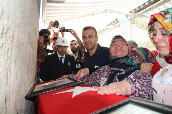 Bingöl’de Şehit Düştü Binlerce Kişi Uğurladı