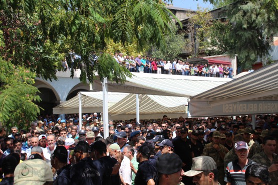 Bingöl’de Şehit Düştü Binlerce Kişi Uğurladı