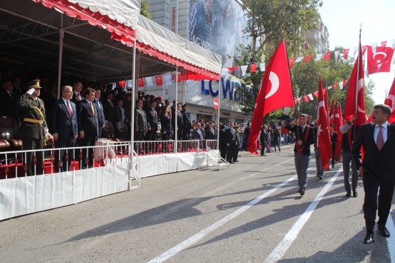 Cumhuriyet Bayramı Törenle Kutlandı