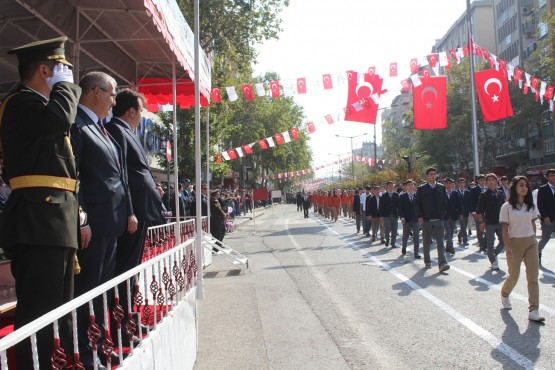 Cumhuriyet Bayramı Törenle Kutlandı