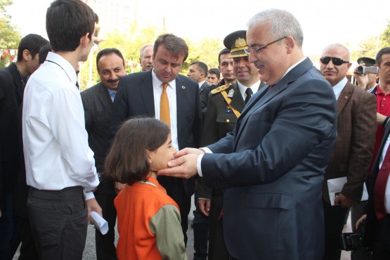Cumhuriyet Bayramı Törenle Kutlandı