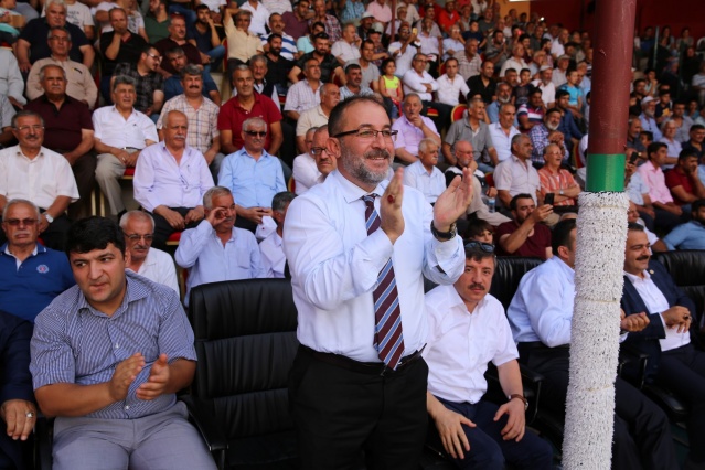 Başpehlivan Serdar Böke Oldu