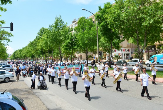 Engelliler Yürüyüşü Yapıldı