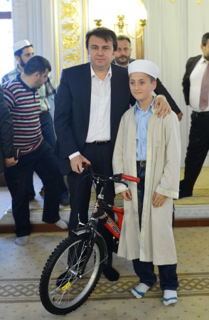Erkoç, Çocukları Sevindirdi