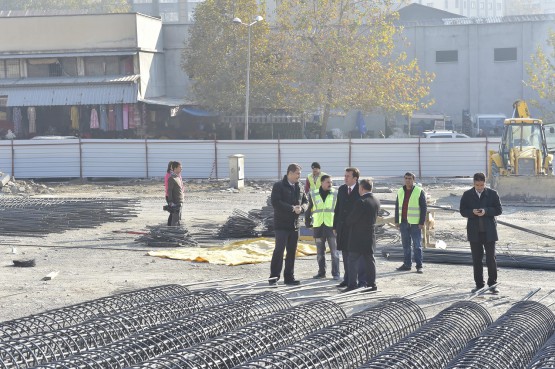 Çok Katlı Otopark Çalışmaları Başladı
