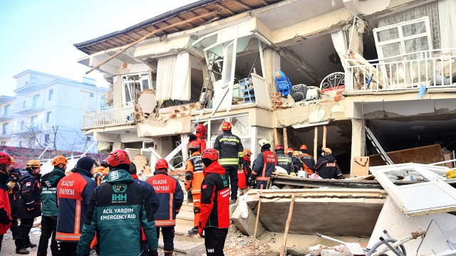 Deprem Sonrası Elazığ'dan Görüntüler