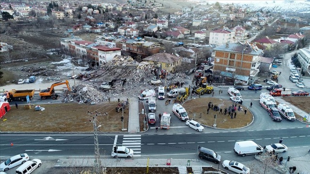 Deprem Sonrası Elazığ'dan Görüntüler