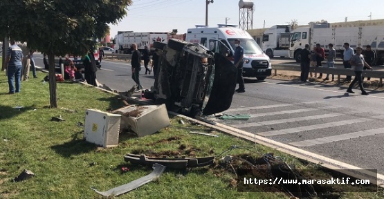 Otomobille Çarpıştı Yan Yattı 5 Yaralı