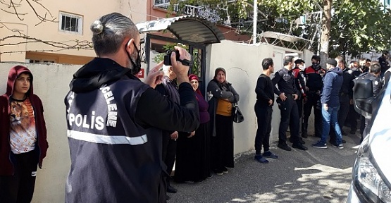Kadın Banyoda Asılı Bulundu