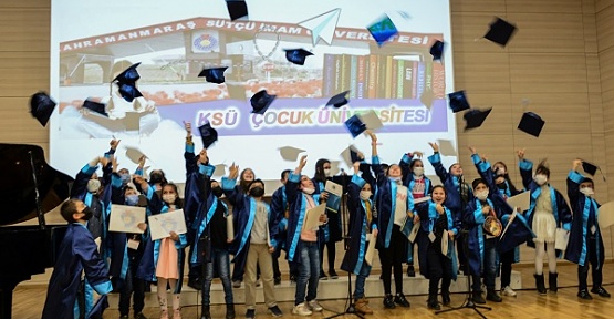 KSÜ Çocuk Üniversitesi Mezunları Diplomalarını Aldı