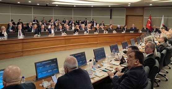 Güngör Türkiye Yüzyılında Tarım ve Orman Toplantısına Katıldı