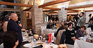 Mahçiçek Emekli Öğretmenlerle Buluştu