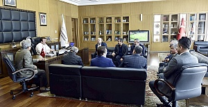 Üreticiler Birliği’nden Erkoç’a Plaket