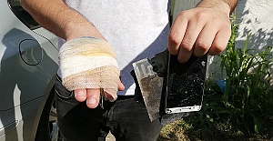 Cep Telefonu Cebinde Patladı