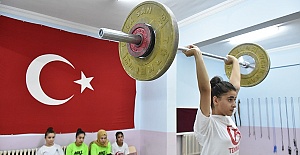 Depodan Şampiyon Çıkardı