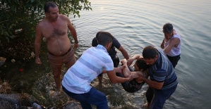 Kadını Vatandaşlar Kurtardı