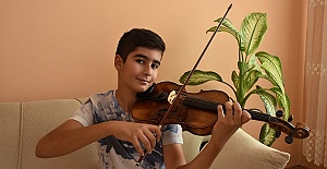 Almanya’da Mozart Ödülünü Aldı