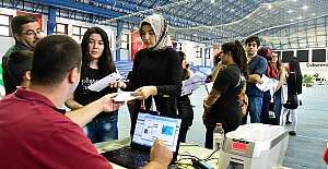 Büyükşehirden Öğrencilere İndirimli Kart