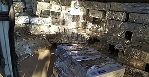 Bir Depo Kaçak Sigara