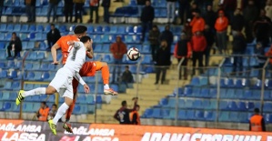 Adanaspor: 0 - Akhisarspor: 0