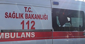 Çağırdığı Sağlık Ekiplerine Saldırdı