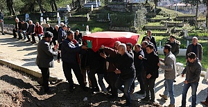 Polis Evinde Ölü Bulundu