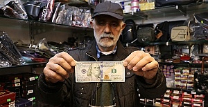 Sahte Dövizle Dolandırıldı