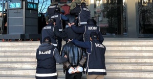 Tefecilere Operasyon 4 Gözaltı