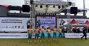 Dünya Karakucak Güreş Şampiyonası Başladı