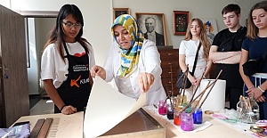 Erasmus Öğrencileri KAMEK’te Geleneksel Sanatlarla Tanıştı