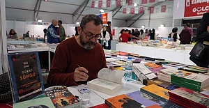 Güray Sürgü, KAFUM’da Kitapseverlerle Buluştu