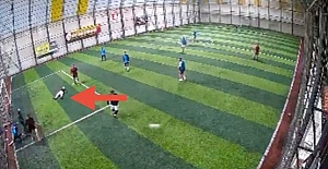 Sahada Kalp Krizi Geçiren Kişi Hayatını...