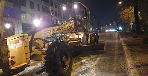 Büyükşehir’den Yollara Anında Müdahale