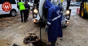 Büyükşehir’den Yağış Sonrası Arterlere Anında Müdahale