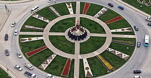 Kavşaklarda Görsel Şölen